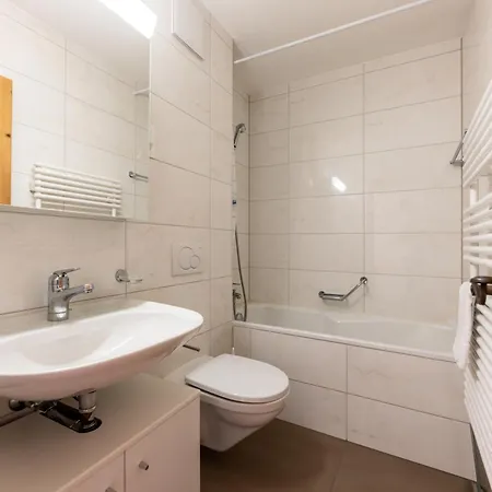 Charming Studio Facing Piz Rosatsch St. Moritz Exterior photo