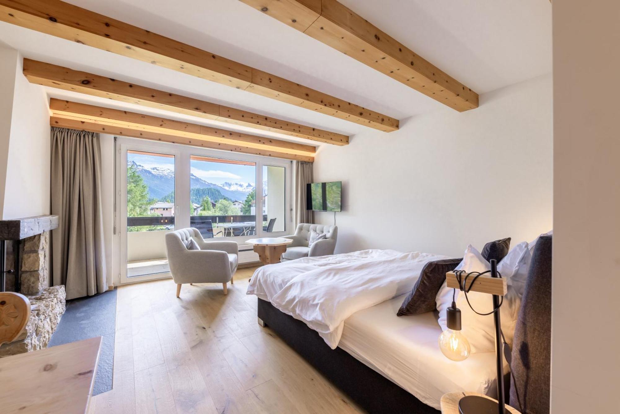 Charming Facing Piz Rosatsch Apartamento *
